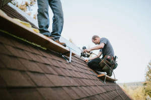 Find Local Roofers & Roofing Contractors in Shawnee Mission, KS